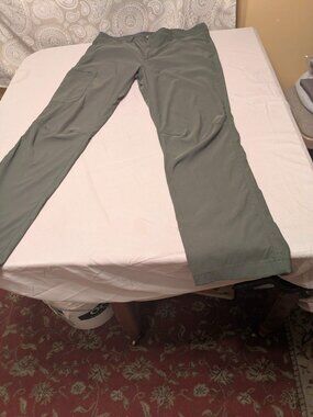 Eddie Bauer Outdoor Pants Men 36x33 Green Stretch Nylon Cargo Hiking Utility